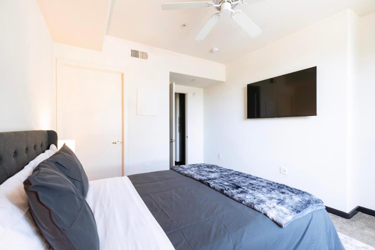 2Br Modern Luxury Condo Weho Лос-Анджелес Экстерьер фото