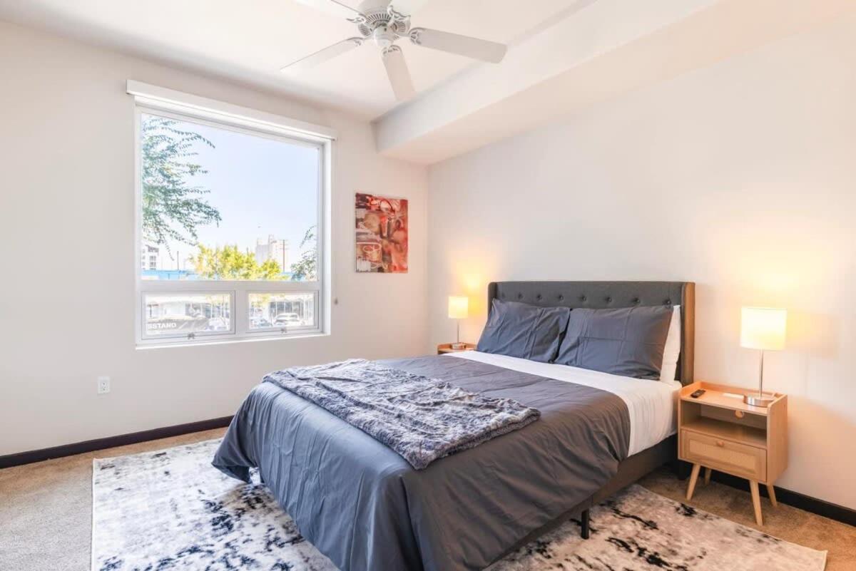 2Br Modern Luxury Condo Weho Лос-Анджелес Экстерьер фото