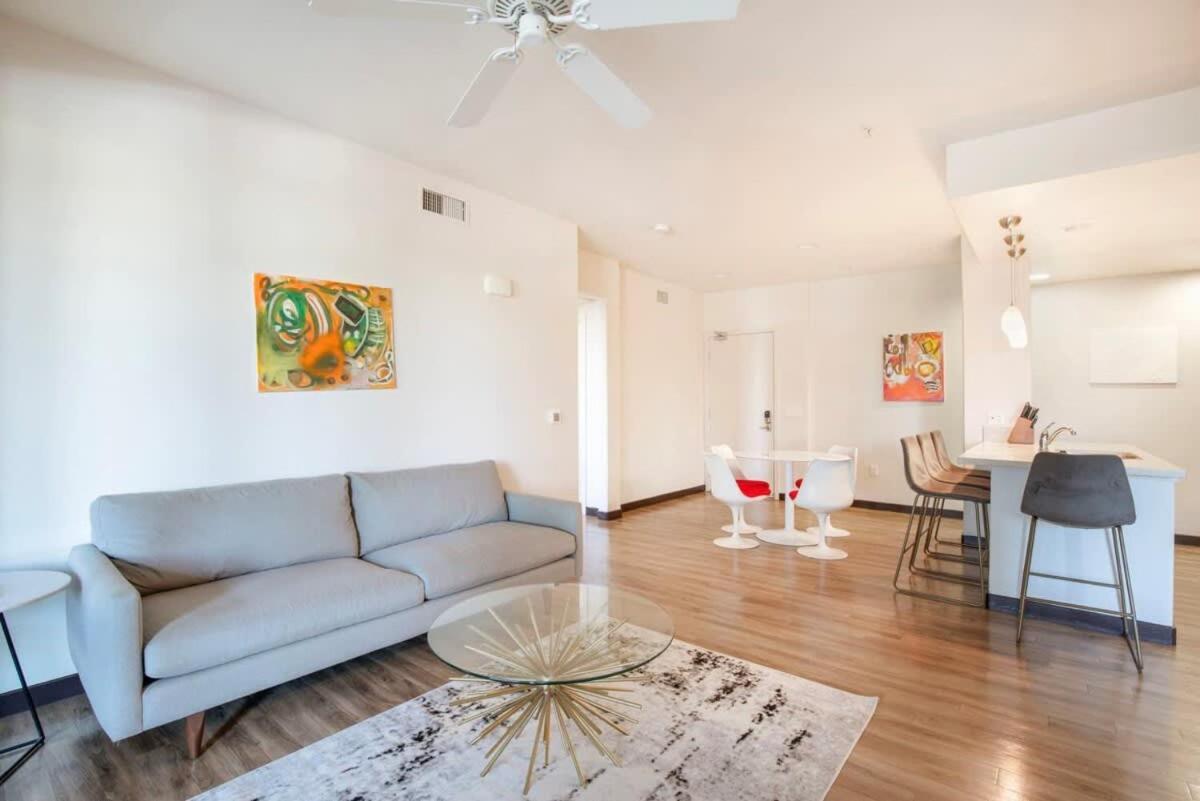 2Br Modern Luxury Condo Weho Лос-Анджелес Экстерьер фото