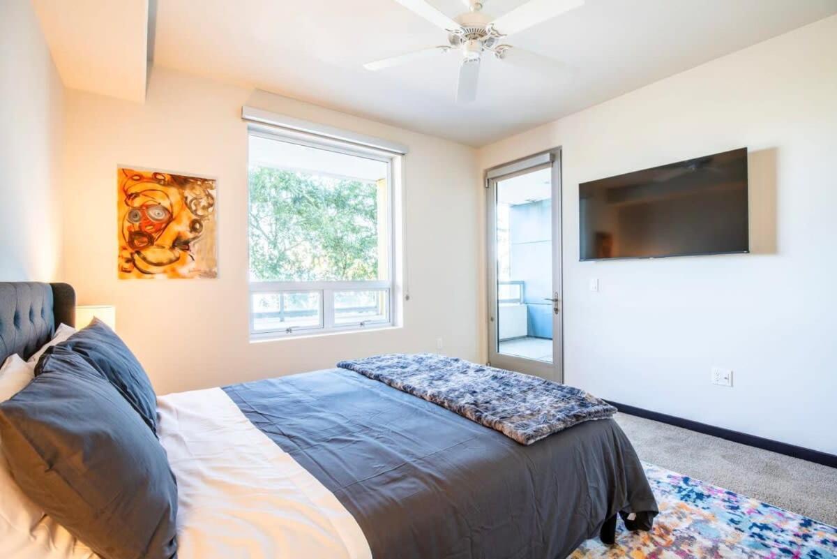 2Br Modern Luxury Condo Weho Лос-Анджелес Экстерьер фото