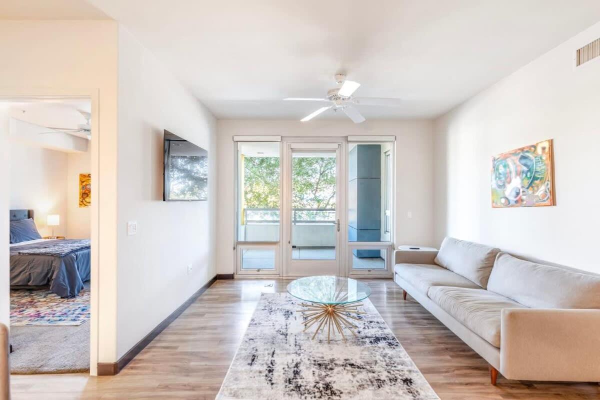 2Br Modern Luxury Condo Weho Лос-Анджелес Экстерьер фото