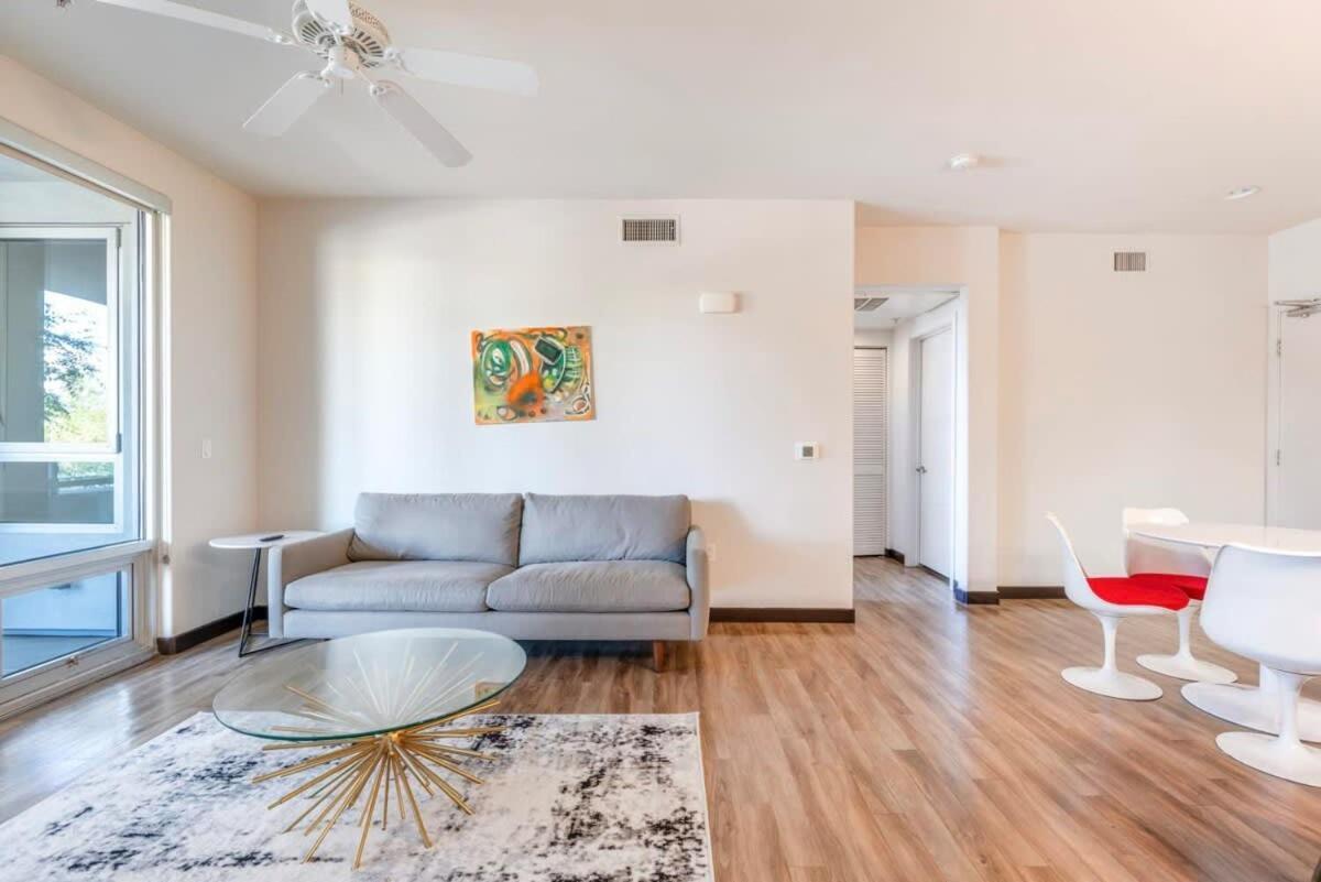 2Br Modern Luxury Condo Weho Лос-Анджелес Экстерьер фото