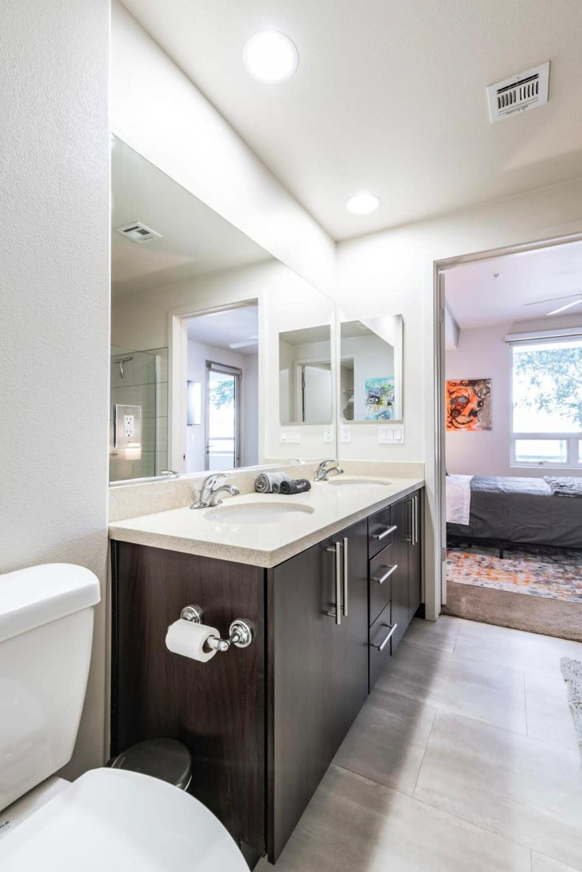 2Br Modern Luxury Condo Weho Лос-Анджелес Экстерьер фото